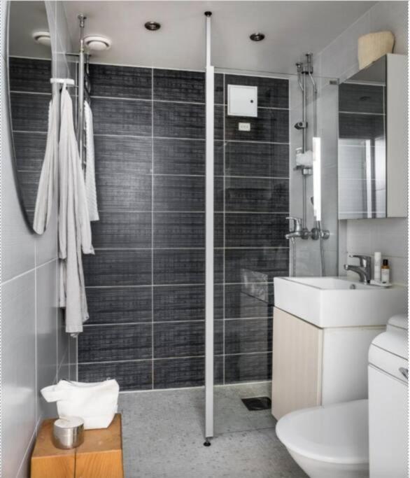 Scandinavian 2-Rooms Apartment City Center Helsinki Eksteriør billede